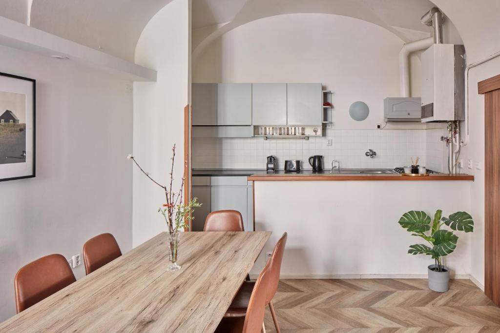 Cozy Flat in New Town by Prague Days room 5